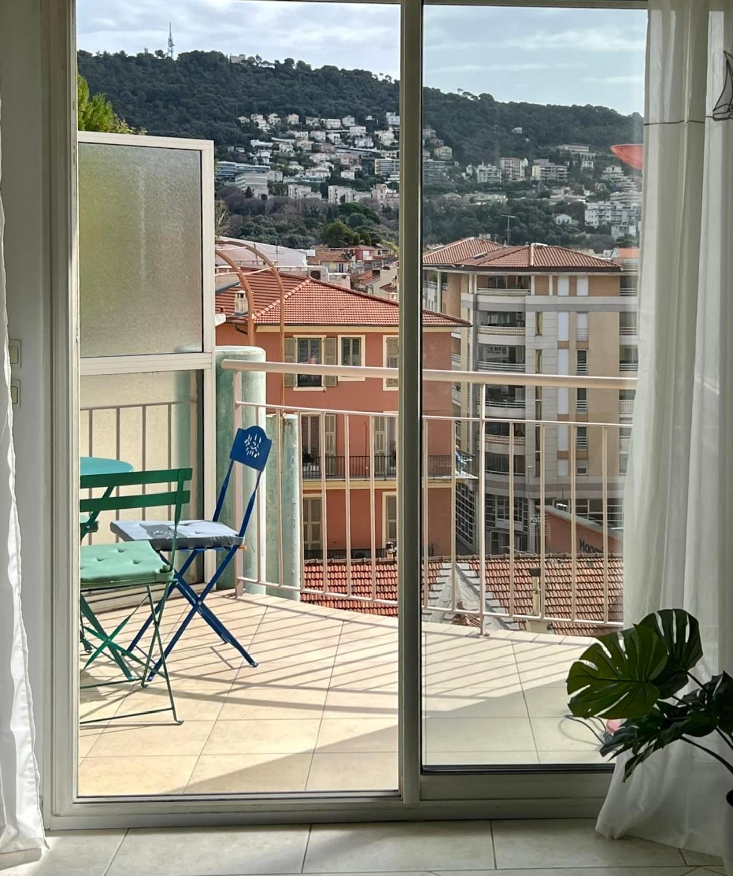 Risso - One Bedroom With Pool, Newly Renovated In Spring 2024 Nizza Kültér fotó