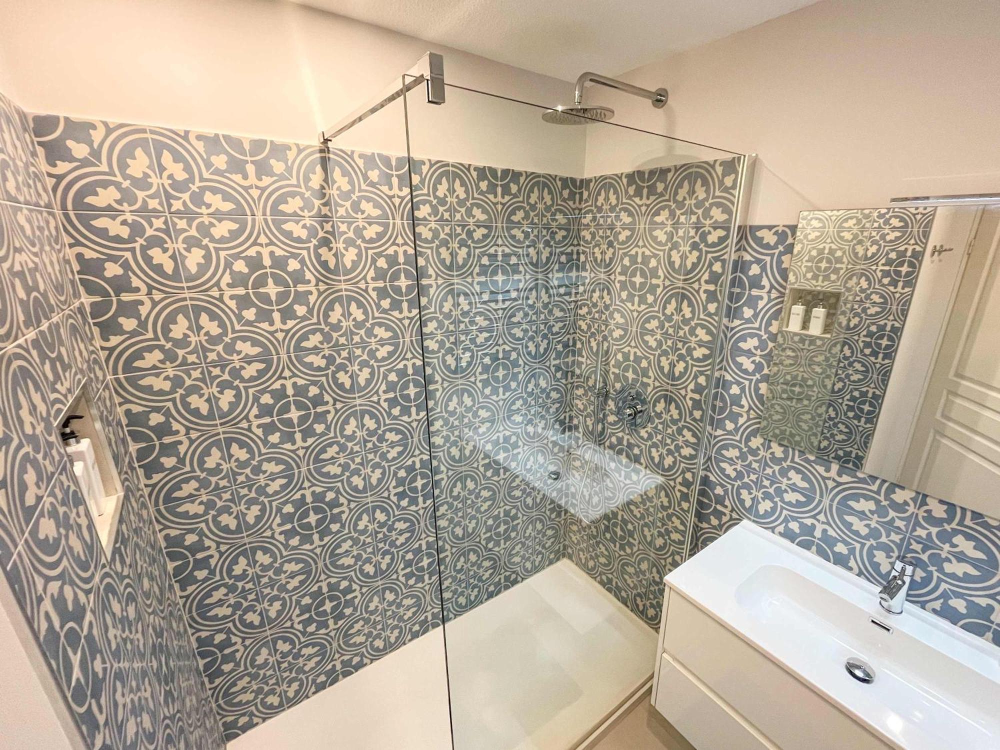 Risso - One Bedroom With Pool, Newly Renovated In Spring 2024 Nizza Kültér fotó